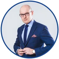 Szymon Lach – trener umiejętności biznesowych, prowadzący kurs psychologii skutecznej sprzedaży i negocjacji