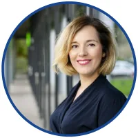 Dr Agnieszka Jarzębowska – certyfikowana trenerka biznesu, prowadząca kurs zarządzania sobą w czasie