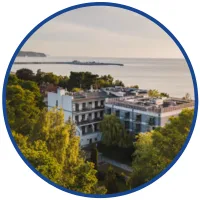 Akademia efektywnej komunikacji zespołowej w Sopocie – Hotel Aqua nad morzem o zachodzie słońca, widok z góry